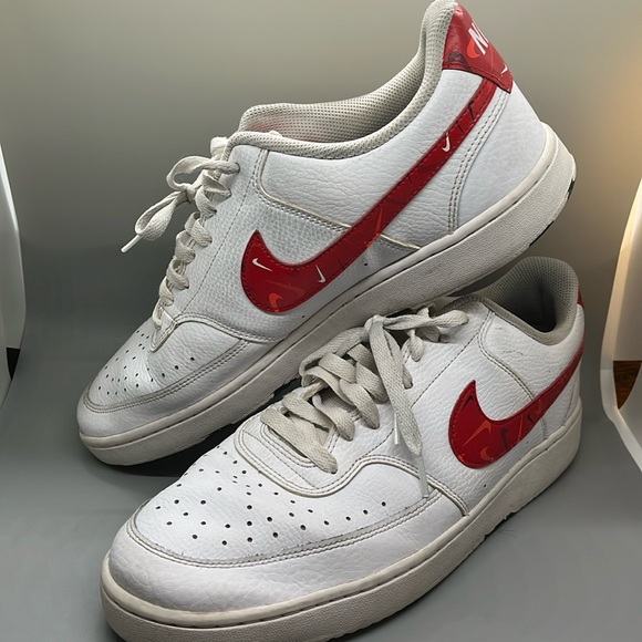 Nike Other - Nice Nike court shoes